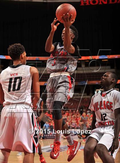 Thumbnail 3 in Village Christian vs. Great Oak (CIF SS D1AA Final) photogallery.