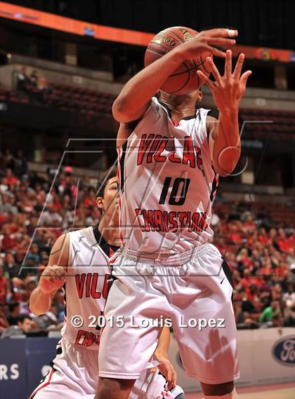 Thumbnail 1 in Village Christian vs. Great Oak (CIF SS D1AA Final) photogallery.