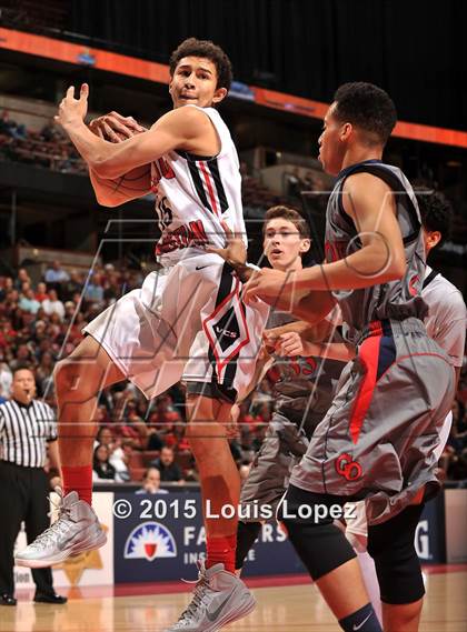 Thumbnail 2 in Village Christian vs. Great Oak (CIF SS D1AA Final) photogallery.