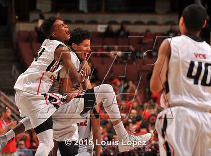 Thumbnail 2 in Village Christian vs. Great Oak (CIF SS D1AA Final) photogallery.