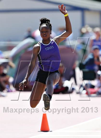 Thumbnail 3 in SJS Masters Track and Field (Girls Field Events) photogallery.