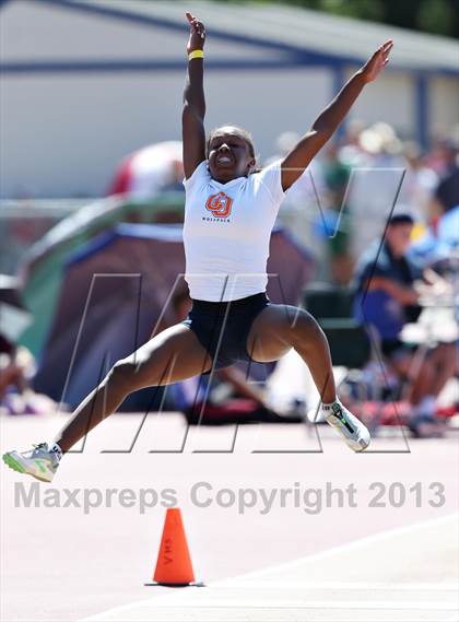 Thumbnail 1 in SJS Masters Track and Field (Girls Field Events) photogallery.