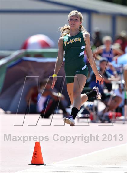 Thumbnail 2 in SJS Masters Track and Field (Girls Field Events) photogallery.