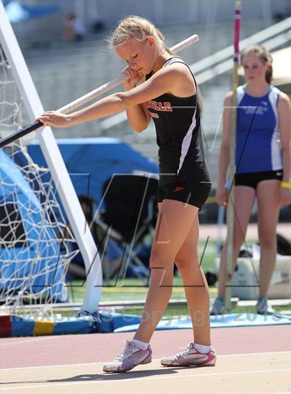 Thumbnail 1 in SJS Masters Track and Field (Girls Field Events) photogallery.