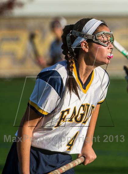 Thumbnail 1 in Barrington vs Moses Brown (RIIL Division 1 Final) photogallery.