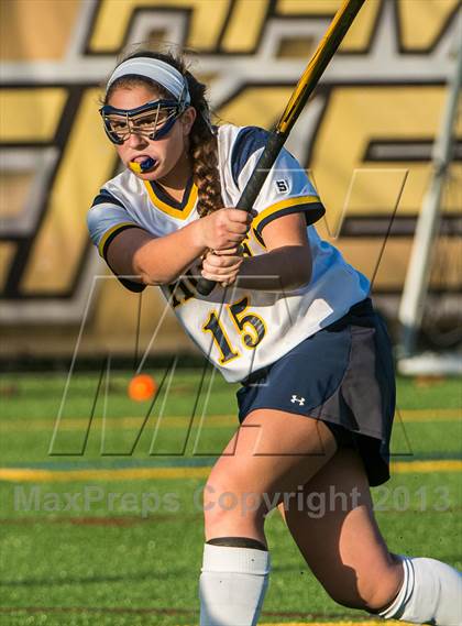 Thumbnail 1 in Barrington vs Moses Brown (RIIL Division 1 Final) photogallery.