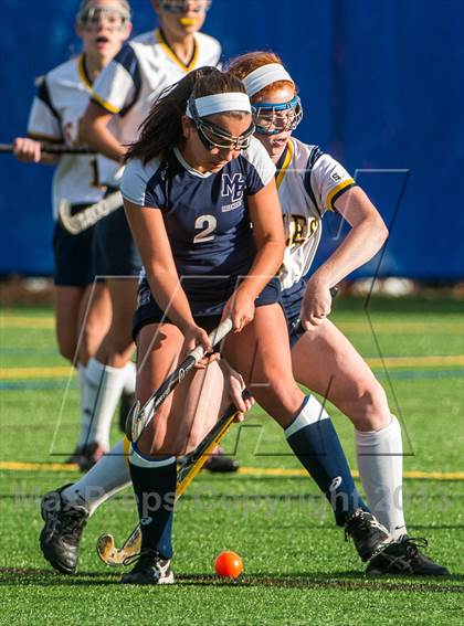 Thumbnail 1 in Barrington vs Moses Brown (RIIL Division 1 Final) photogallery.