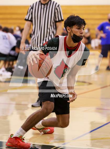 Thumbnail 1 in Madera South @ Lindsay (Fall League)  photogallery.