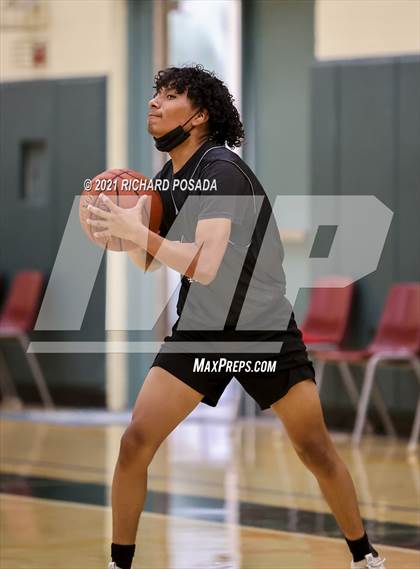 Thumbnail 1 in Madera South @ Lindsay (Fall League)  photogallery.