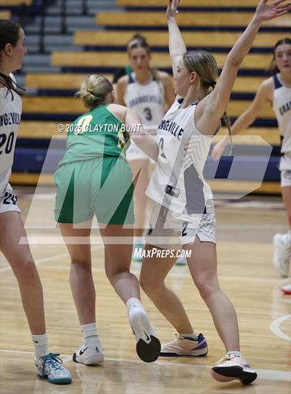 Thumbnail 2 in Grangeville vs. Lakeland (Avista Holiday Tournament) photogallery.