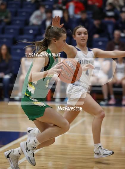 Thumbnail 1 in Grangeville vs. Lakeland (Avista Holiday Tournament) photogallery.