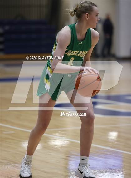 Thumbnail 3 in Grangeville vs. Lakeland (Avista Holiday Tournament) photogallery.