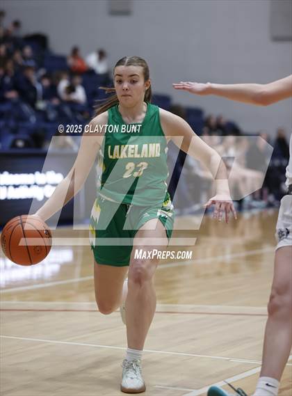 Thumbnail 1 in Grangeville vs. Lakeland (Avista Holiday Tournament) photogallery.