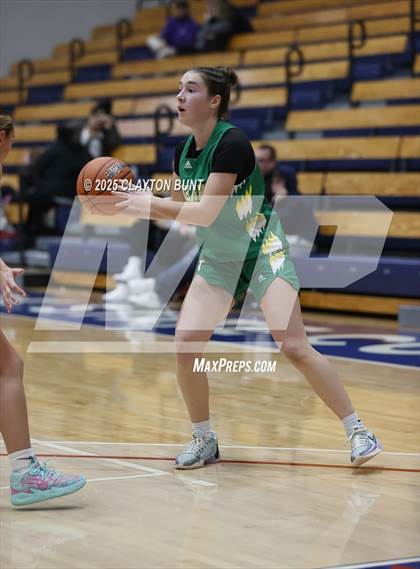 Thumbnail 2 in Grangeville vs. Lakeland (Avista Holiday Tournament) photogallery.