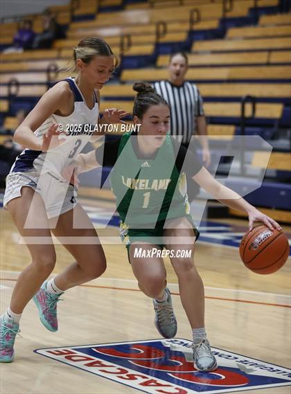 Thumbnail 3 in Grangeville vs. Lakeland (Avista Holiday Tournament) photogallery.