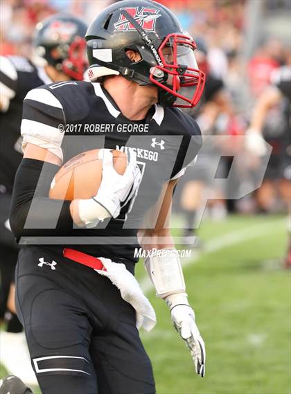 Thumbnail 1 in North @ Muskego photogallery.