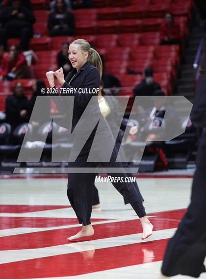 Thumbnail 1 in West "Dance" photogallery.