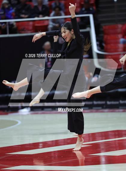 Thumbnail 2 in West "Dance" photogallery.