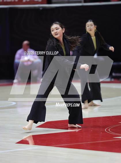 Thumbnail 2 in West "Dance" photogallery.