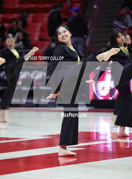 Thumbnail 2 in West "Dance" photogallery.