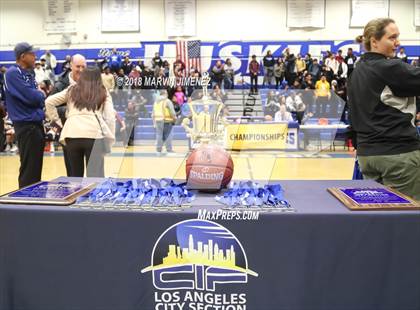 Thumbnail 1 in Reseda vs West Adams (CIF D4 Final) photogallery.