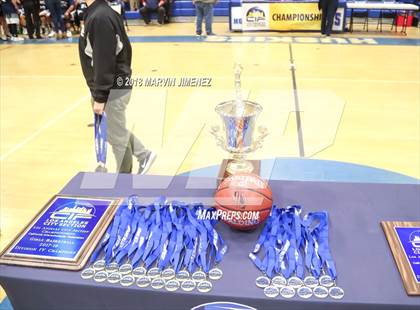 Thumbnail 3 in Reseda vs West Adams (CIF D4 Final) photogallery.