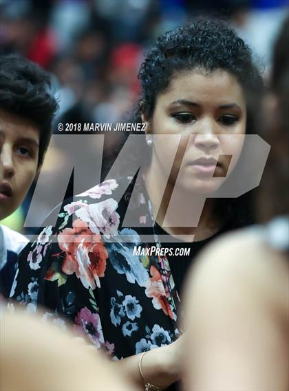 Thumbnail 3 in Reseda vs West Adams (CIF D4 Final) photogallery.
