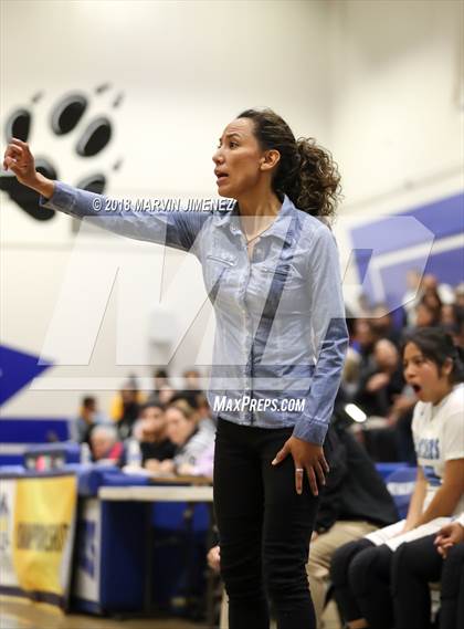 Thumbnail 3 in Reseda vs West Adams (CIF D4 Final) photogallery.