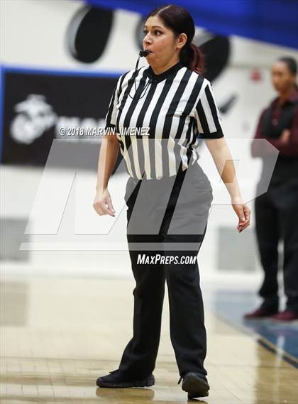Thumbnail 3 in Reseda vs West Adams (CIF D4 Final) photogallery.