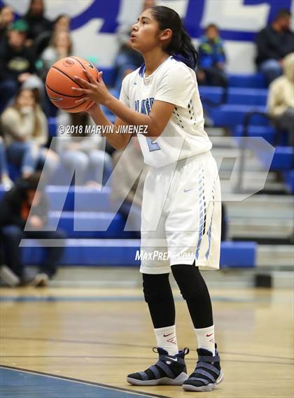 Thumbnail 1 in Reseda vs West Adams (CIF D4 Final) photogallery.