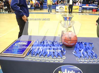 Thumbnail 1 in Reseda vs West Adams (CIF D4 Final) photogallery.