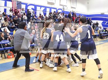 Thumbnail 3 in Reseda vs West Adams (CIF D4 Final) photogallery.