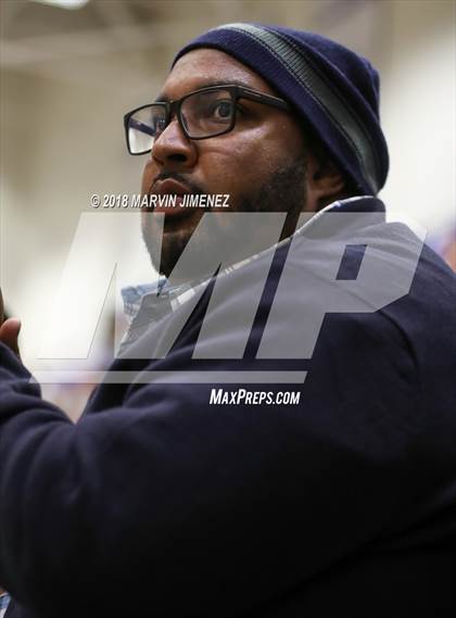Thumbnail 1 in Reseda vs West Adams (CIF D4 Final) photogallery.