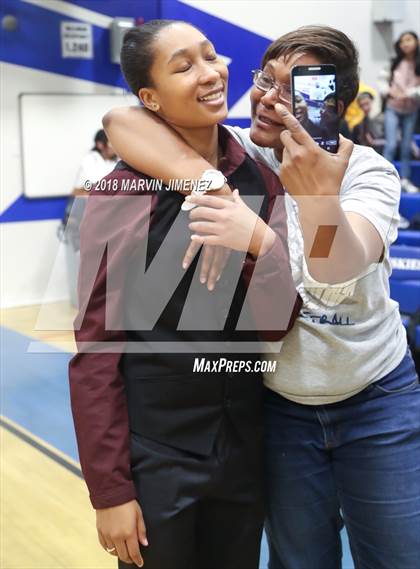 Thumbnail 1 in Reseda vs West Adams (CIF D4 Final) photogallery.