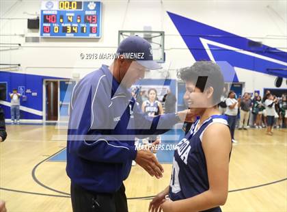 Thumbnail 1 in Reseda vs West Adams (CIF D4 Final) photogallery.