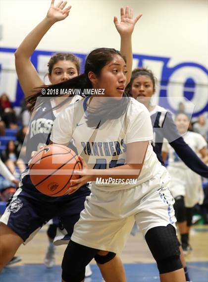 Thumbnail 2 in Reseda vs West Adams (CIF D4 Final) photogallery.