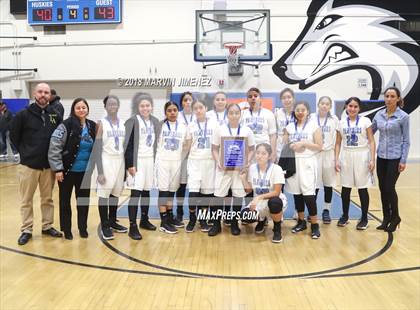 Thumbnail 2 in Reseda vs West Adams (CIF D4 Final) photogallery.
