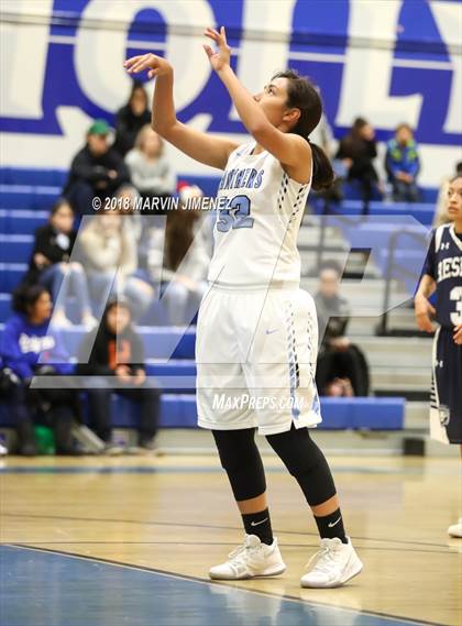 Thumbnail 1 in Reseda vs West Adams (CIF D4 Final) photogallery.