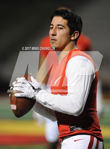Thumbnail 2 in Mater Dei @ Mission Viejo (CIF SS D1 Semifinal) photogallery.