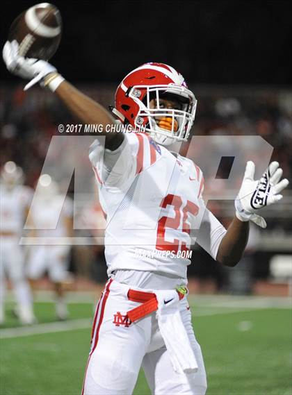 Thumbnail 3 in Mater Dei @ Mission Viejo (CIF SS D1 Semifinal) photogallery.