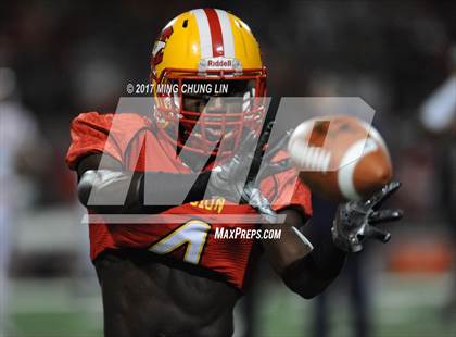 Thumbnail 1 in Mater Dei @ Mission Viejo (CIF SS D1 Semifinal) photogallery.