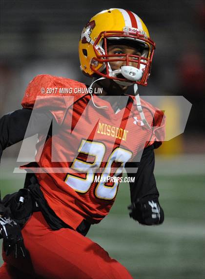 Thumbnail 1 in Mater Dei @ Mission Viejo (CIF SS D1 Semifinal) photogallery.