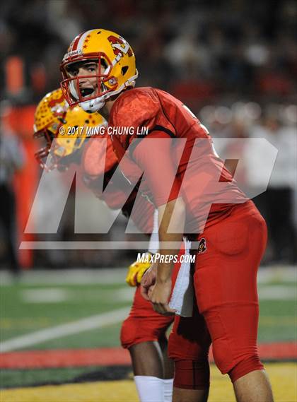 Thumbnail 1 in Mater Dei @ Mission Viejo (CIF SS D1 Semifinal) photogallery.