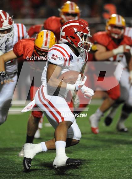 Thumbnail 2 in Mater Dei @ Mission Viejo (CIF SS D1 Semifinal) photogallery.