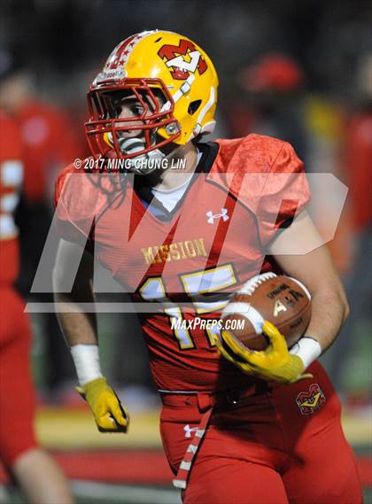 Thumbnail 3 in Mater Dei @ Mission Viejo (CIF SS D1 Semifinal) photogallery.