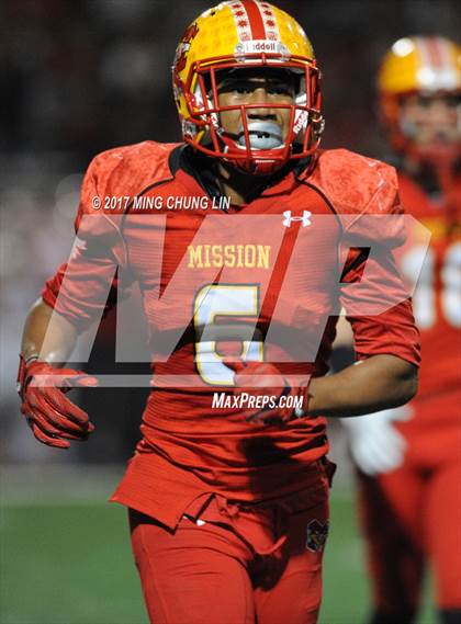 Thumbnail 1 in Mater Dei @ Mission Viejo (CIF SS D1 Semifinal) photogallery.