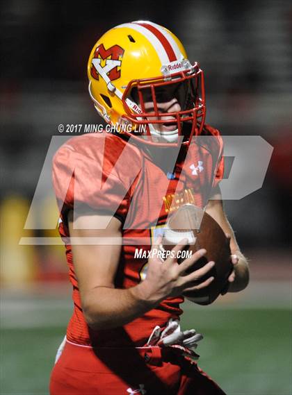 Thumbnail 3 in Mater Dei @ Mission Viejo (CIF SS D1 Semifinal) photogallery.