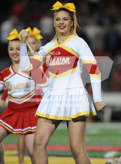 Thumbnail 3 in Mater Dei @ Mission Viejo (CIF SS D1 Semifinal) photogallery.