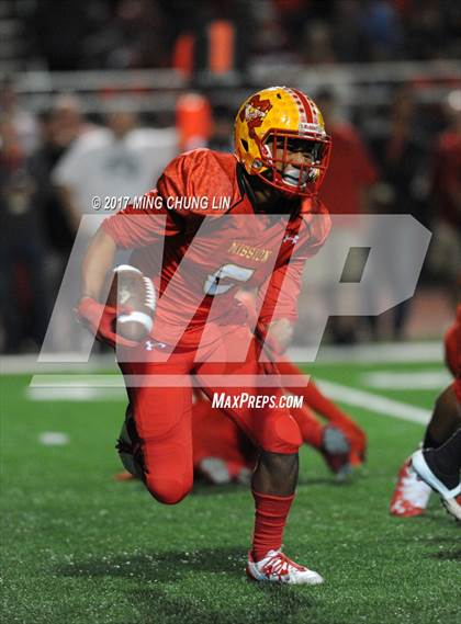 Thumbnail 1 in Mater Dei @ Mission Viejo (CIF SS D1 Semifinal) photogallery.