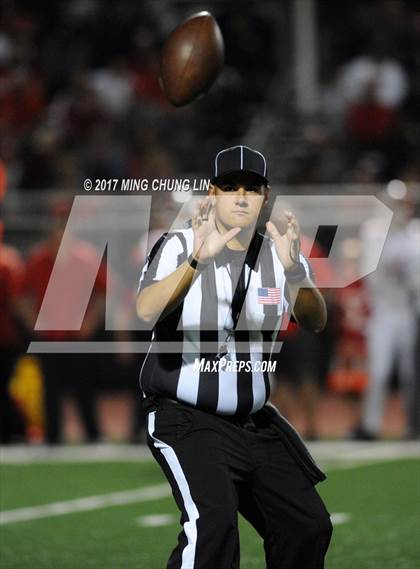 Thumbnail 2 in Mater Dei @ Mission Viejo (CIF SS D1 Semifinal) photogallery.